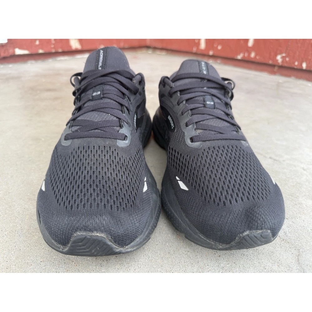 Brooks Black Athletic Shoes